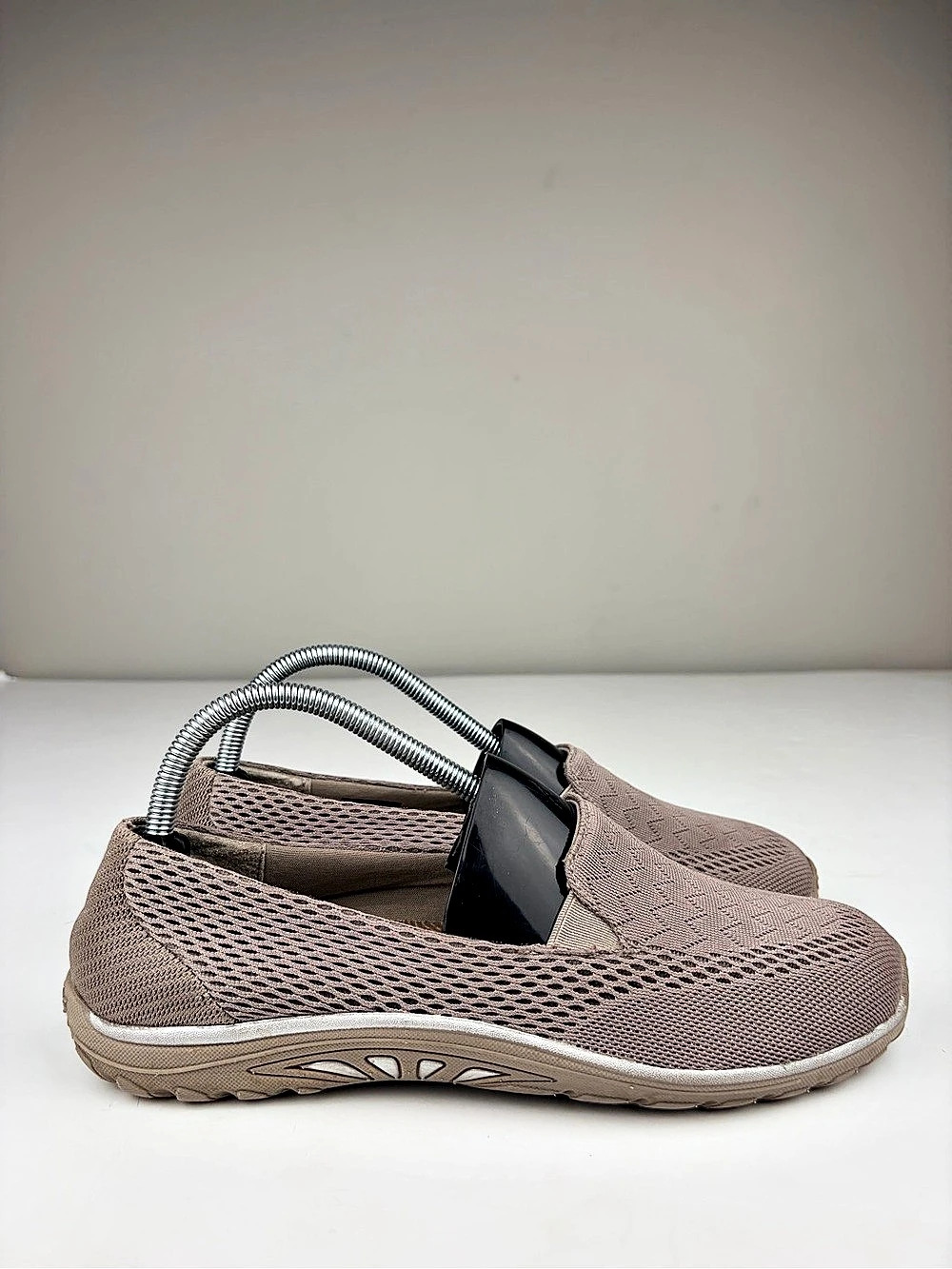 Skechers Womens 9 Taupe Slip On Memory Foam Knit Mesh Walking Shoes 49244